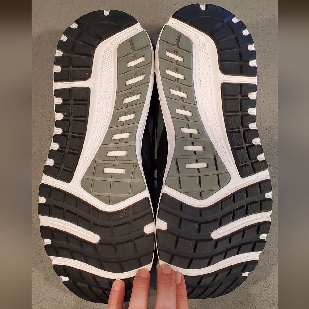Brooks Men's Running Shoe - Picture 4 of 6